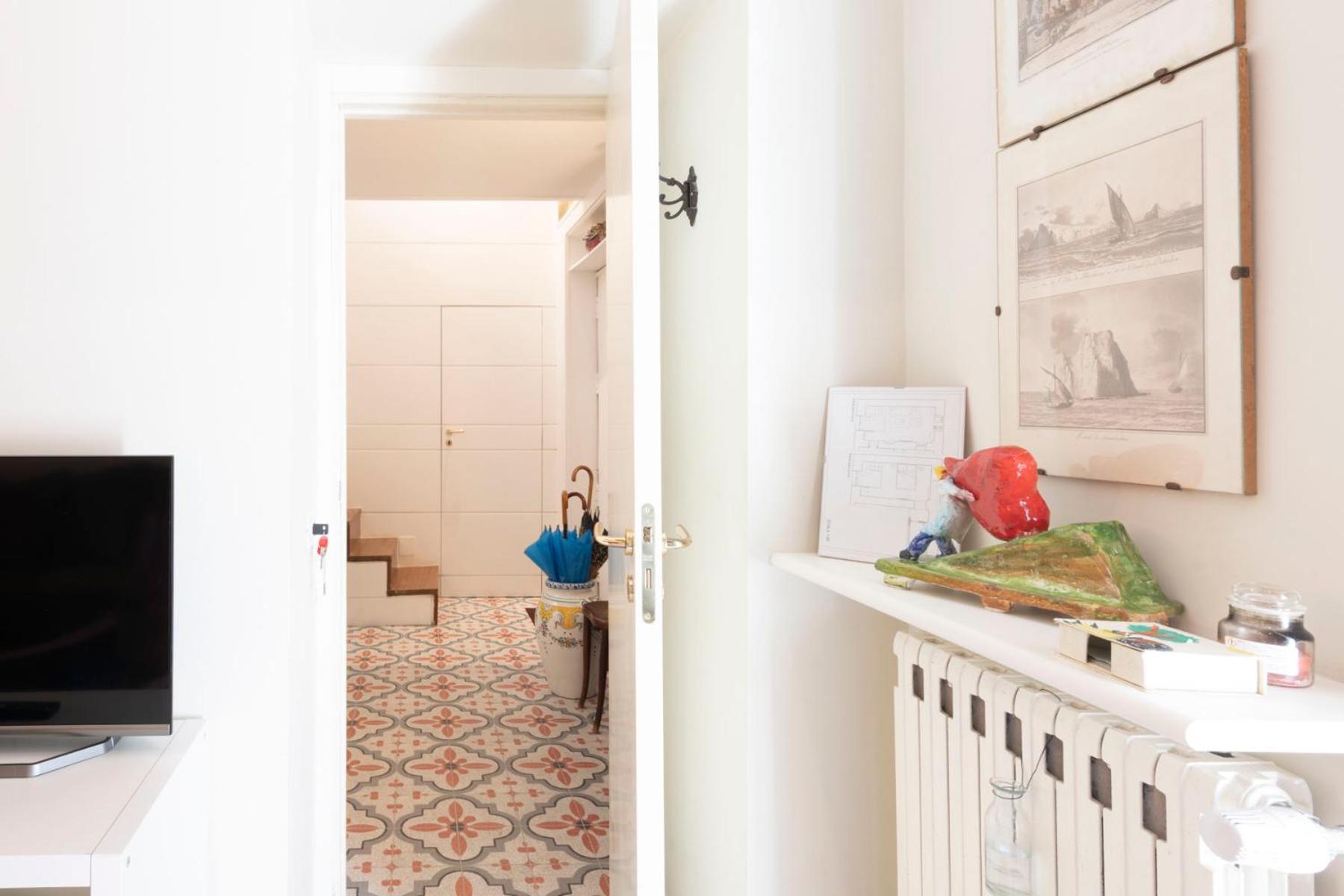 Apartment Cortile Montechia By Domusextra Naples