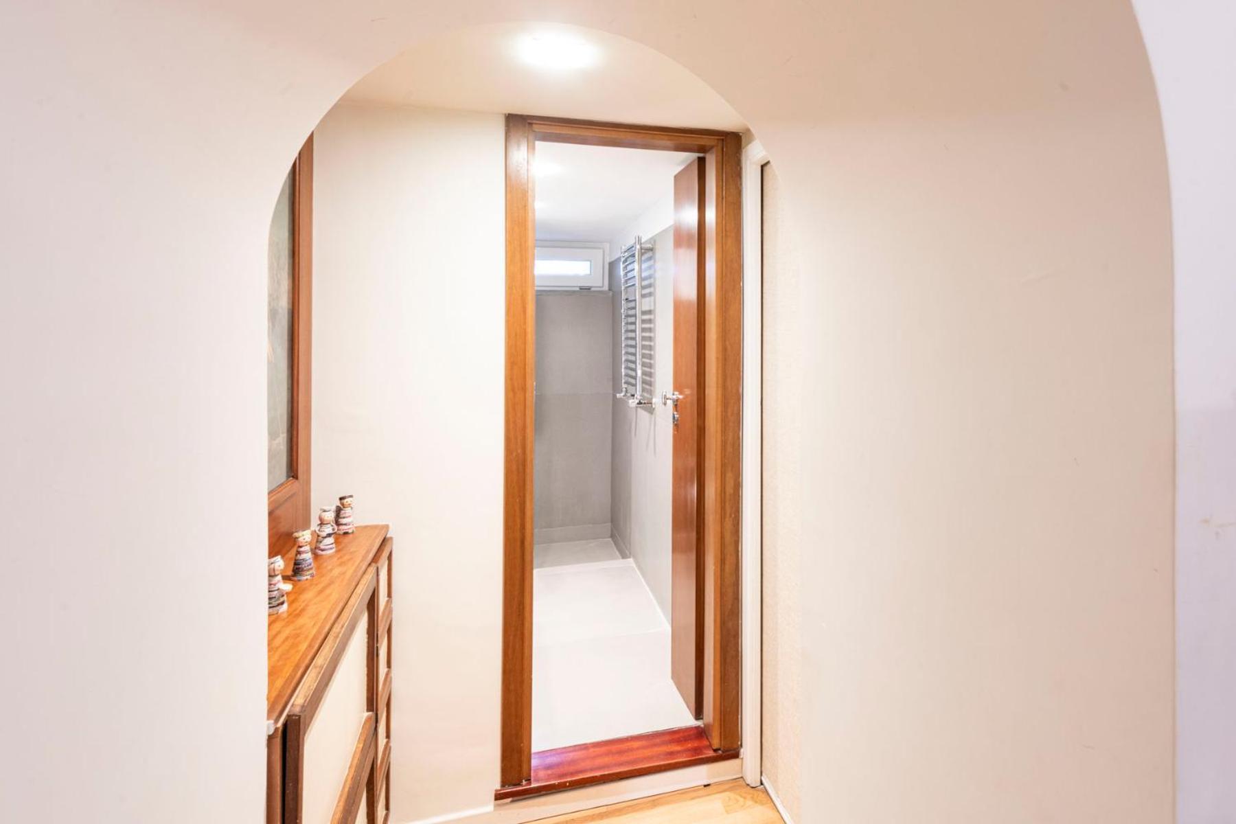 Apartment Cortile Montechia By Domusextra