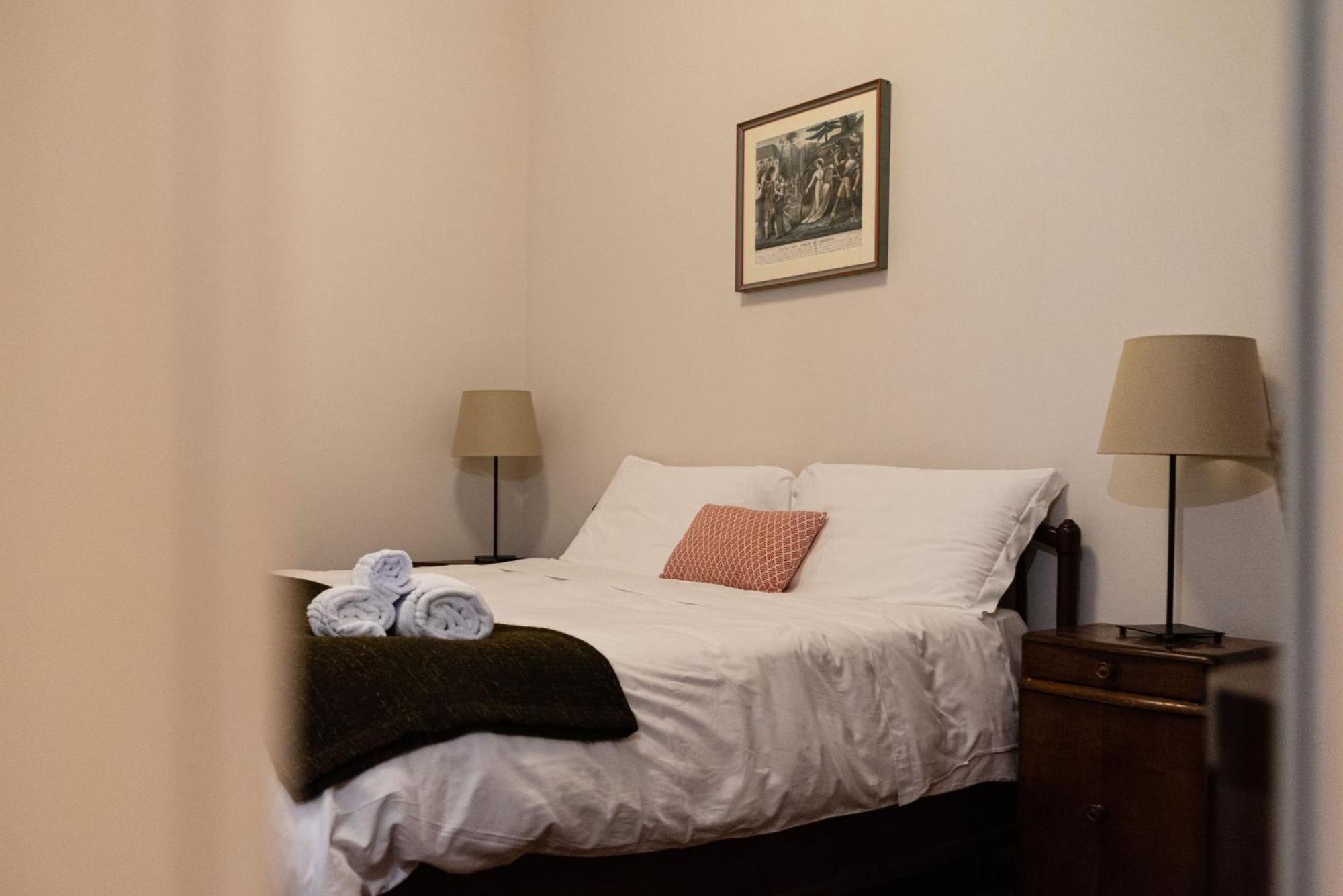 Cortile Montechia By Domusextra Apartment Naples